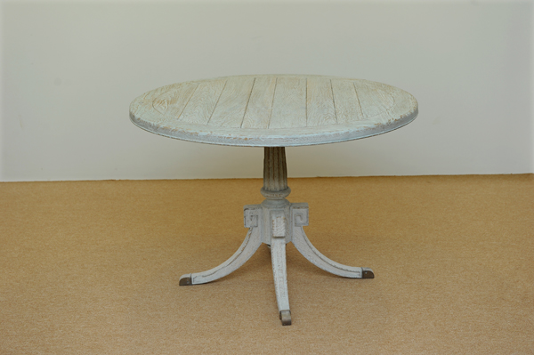 Bàn Phòng Khách Phong Cách Cổ Điển 030